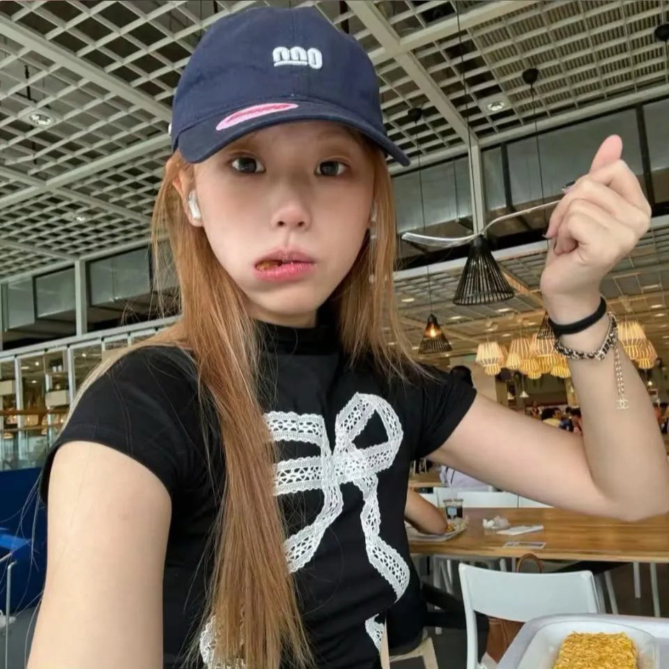 婚后冷面男神每天都在撒娇